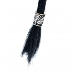 Perla de barba vikinga en hoja.