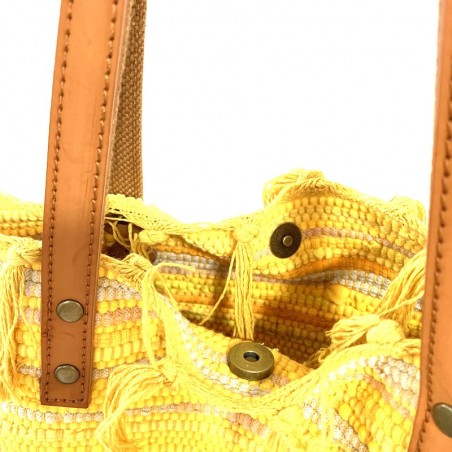 Gelbe Indianertasche