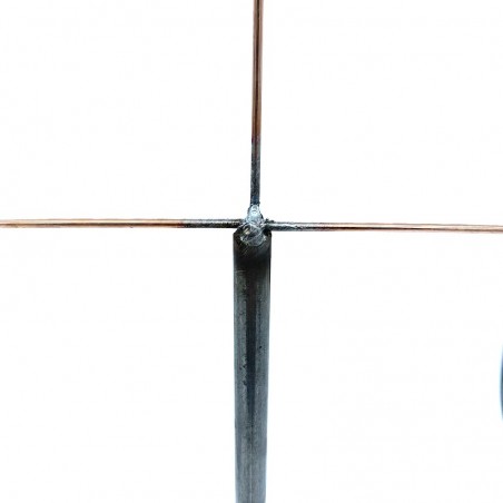 Croisillons réglable pour socle en acier pour masque.