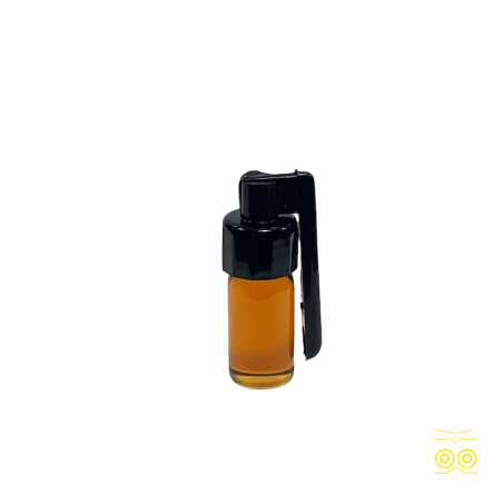 Flaconcino di puro profumo di ambra indiana senza alcool.