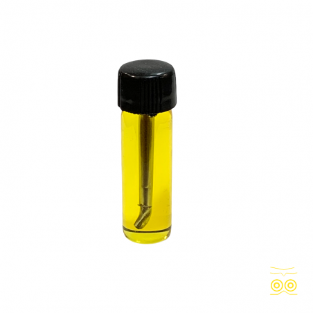 Flacone da 5 ml di puro profumo di legno di sandalo indiano.