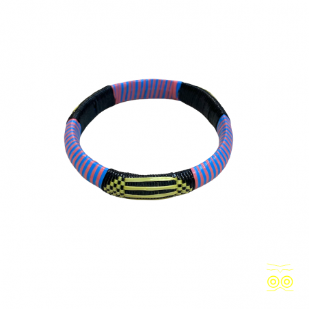 Afrikanisches Handarbeitsarmband aus Burkina Faso.