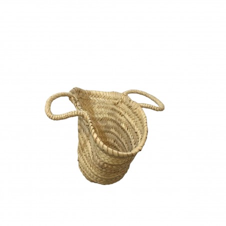 Moroccan basket in palm leaves for children.