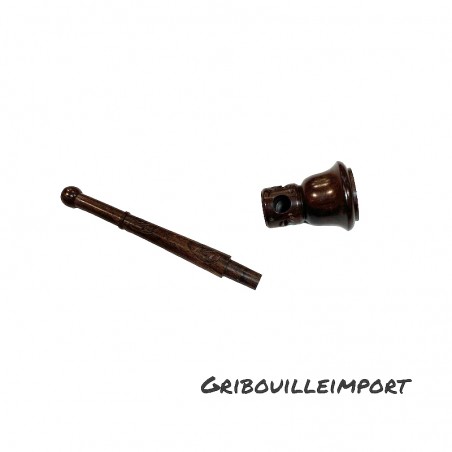 Petite pipe indienne en bois démontable.
