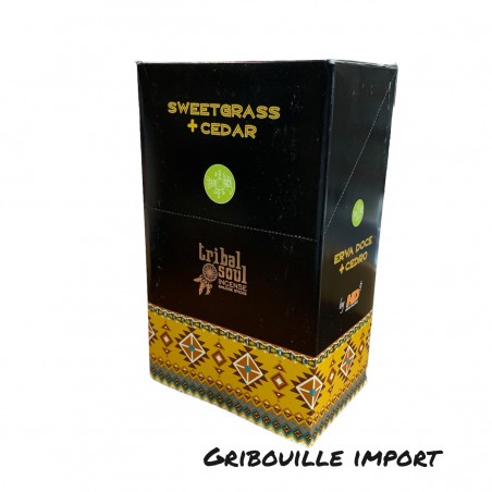 Räucherschachtel aus Zedernholz und Heu.