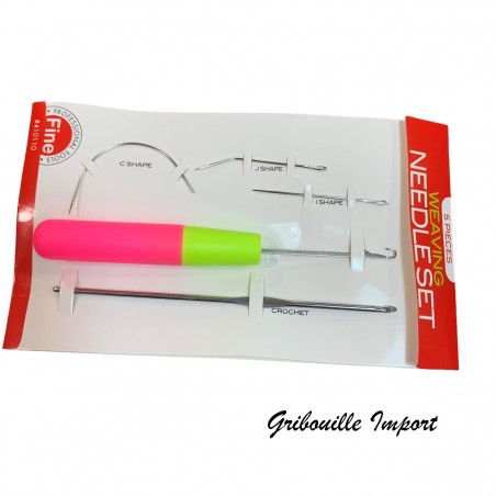 Hook and needles for weaving.