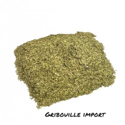 Organic green mate from Brazil for tea and infusion.