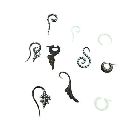 10 orecchini da piercing tribali
