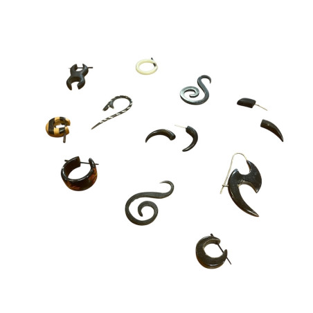 Orecchini da piercing etnici realizzati a mano