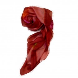 Handmade scarves in pure Indian silk.