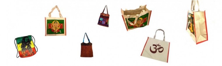 Contenant Inde, sous forme de sacs, cabas, sacoches ou pochettes.